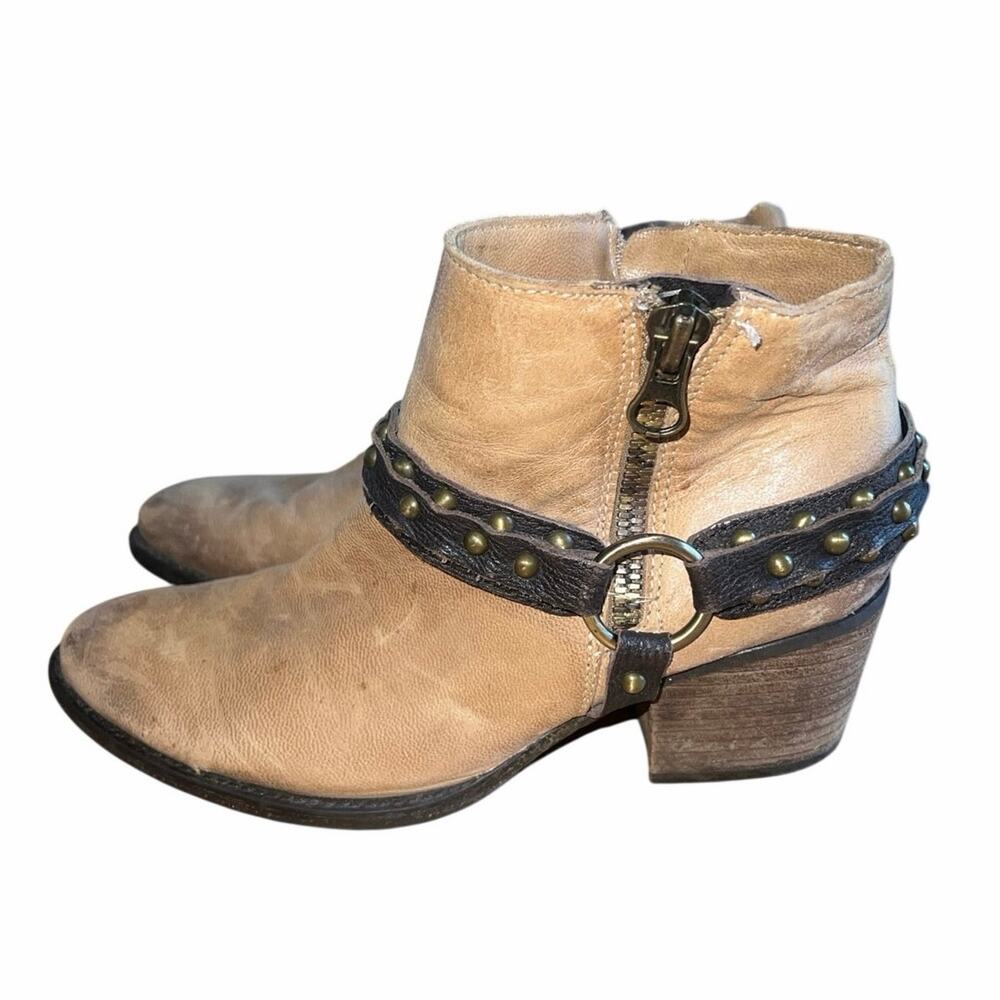 Otbt emery studded leather ankle boots size 7